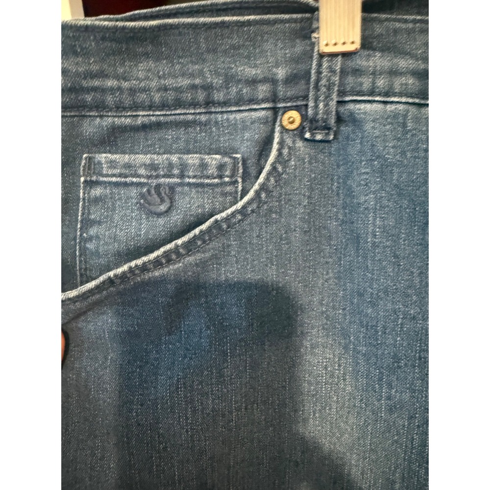 Gloria Vanderbilt Amanda High Rise Capri Jeans 22W Blue Denim Capri Pants - Picture 4 of 7